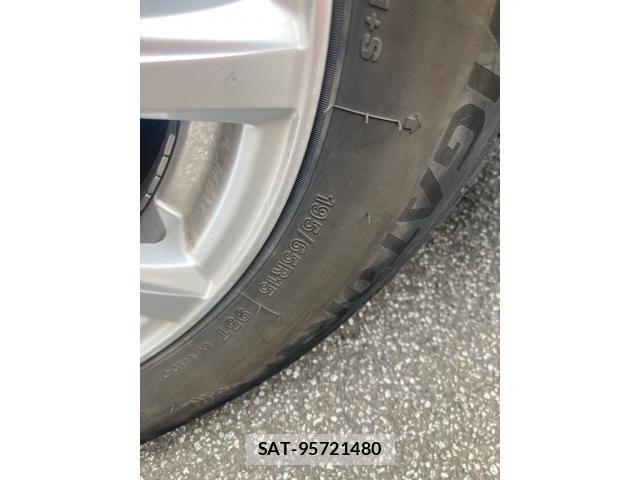 Toyota PRIUS 2016-12 8368174-8