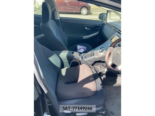 Toyota PRIUS 2012-02 8368203-7