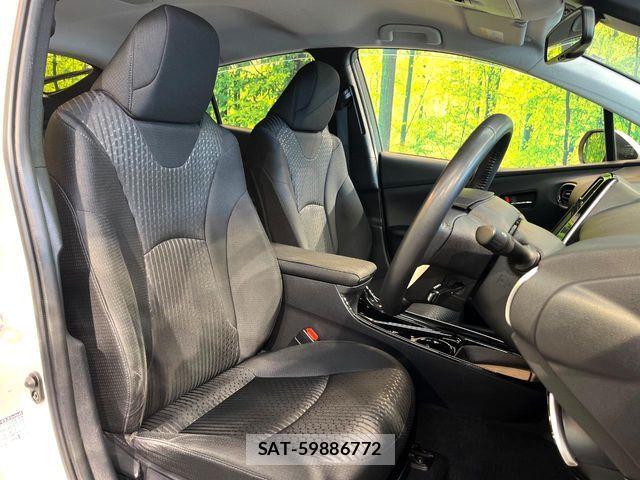 Toyota PRIUS 2016-05 8368151-8
