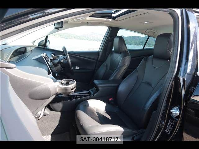 Toyota PRIUS 2021-05 8368146-16