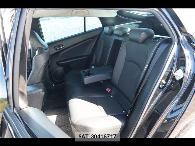 Toyota PRIUS 2021-05 8368146-17