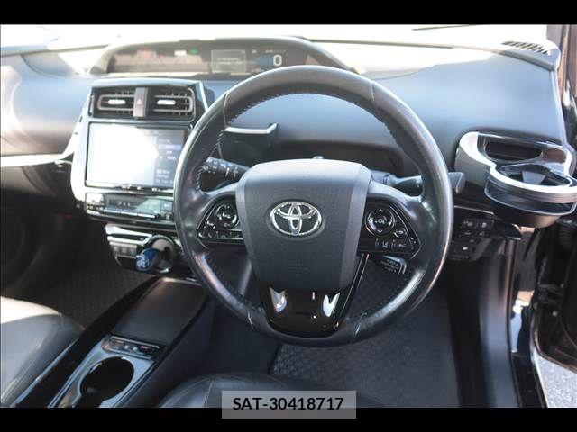 Toyota PRIUS 2021-05 8368146-25