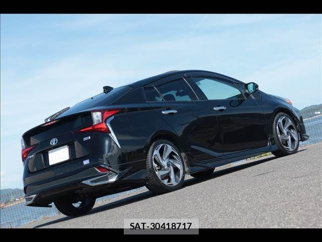 Toyota PRIUS 2021-05 8368146-7