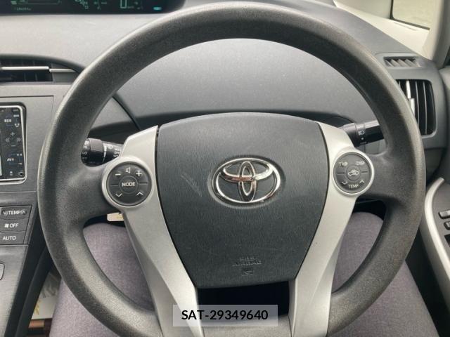 Toyota PRIUS 2009-08 8368199-14