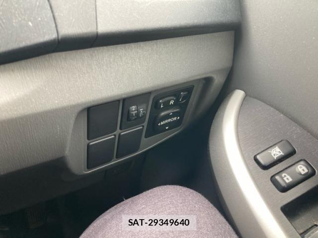 Toyota PRIUS 2009-08 8368199-17
