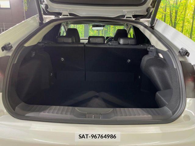 Toyota PRIUS 2026-04 8368126-9