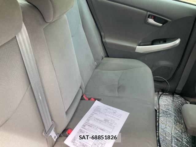 Toyota PRIUS 2010-07 8372072-13