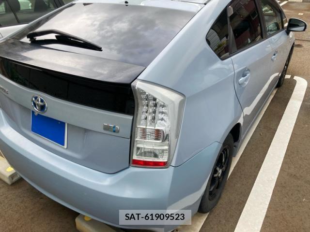 Toyota PRIUS 2009-06 8372075-2