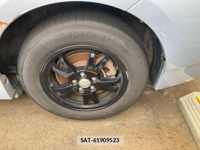 Toyota PRIUS 2009-06 8372075-6
