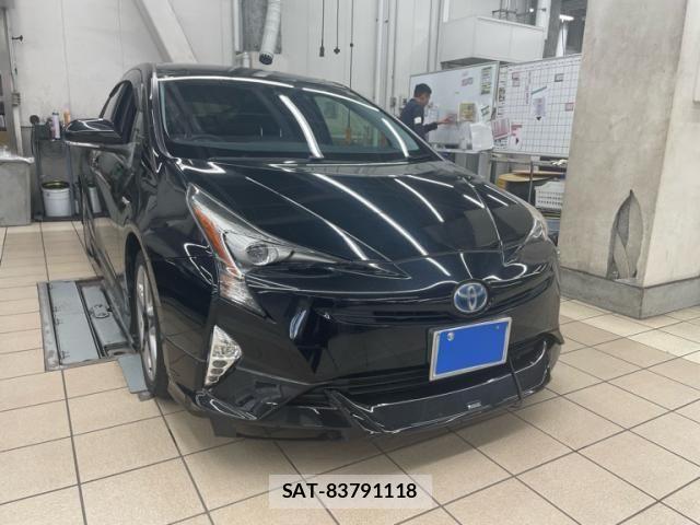 Toyota PRIUS 2016-09 8372066-0