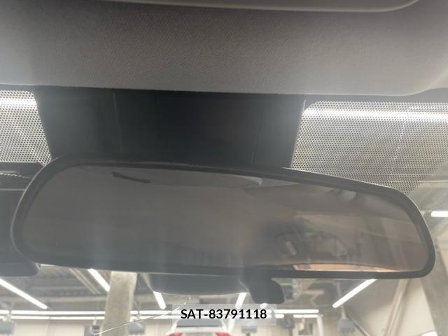 Toyota PRIUS 2016-09 8372066-10