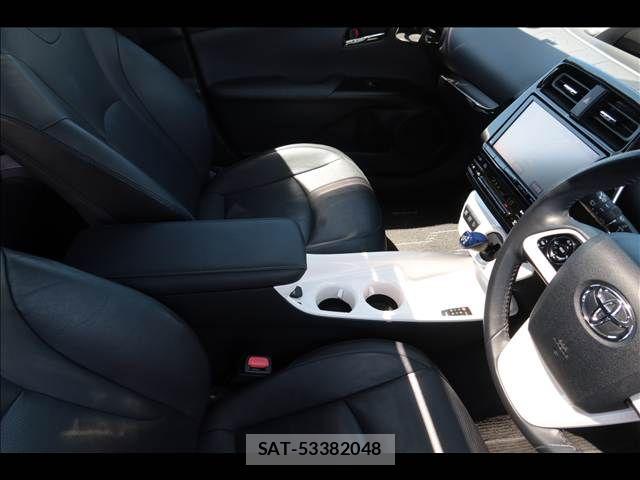 Toyota PRIUS 2016-07 8372060-11