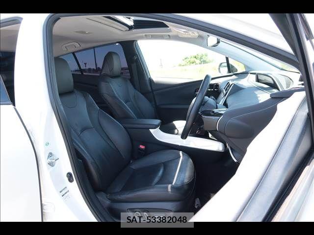 Toyota PRIUS 2016-07 8372060-13