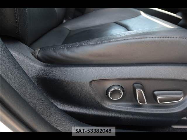 Toyota PRIUS 2016-07 8372060-28