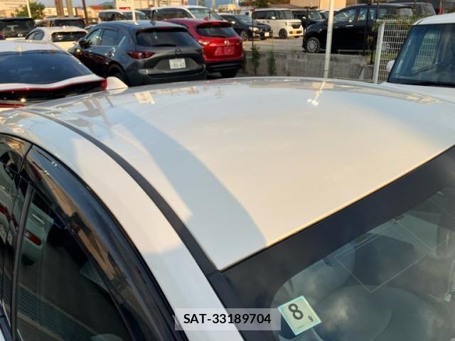 Toyota PRIUS 2016-05 8372065-2