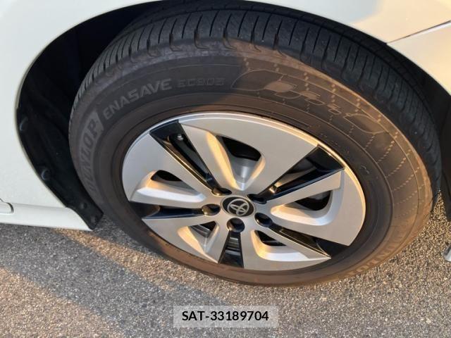 Toyota PRIUS 2016-05 8372065-3