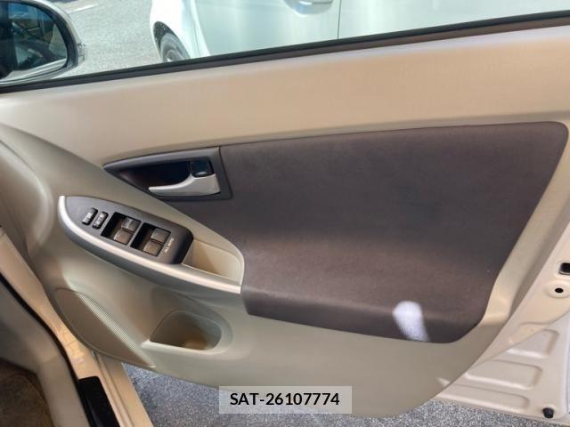 Toyota PRIUS 2009-12 8372070-13