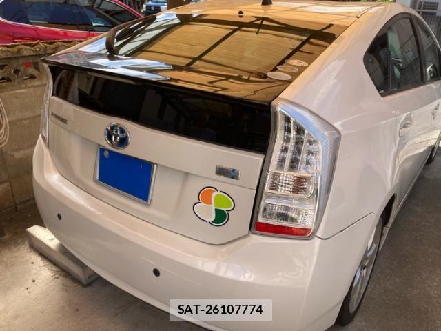 Toyota PRIUS 2009-12 8372070-2
