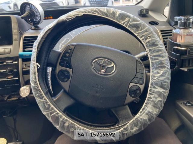 Toyota PRIUS 2006-08 8372068-15