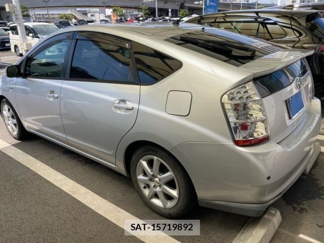 Toyota PRIUS 2006-08 8372068-2
