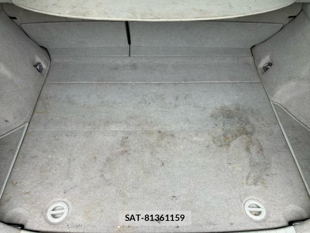Toyota PRIUS 2011-06 8372074-21