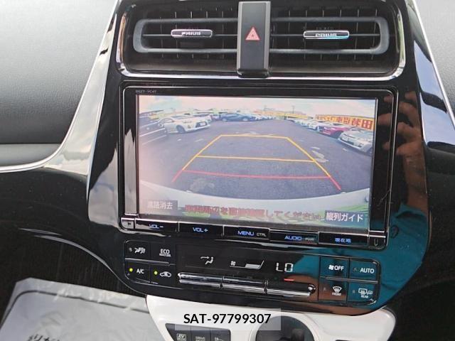 Toyota PRIUS 2016-01 8372061-12
