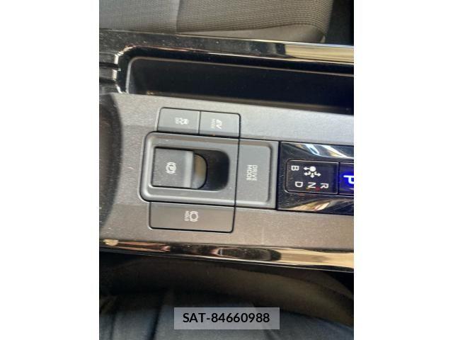 Toyota PRIUS 2024-01 8372059-17