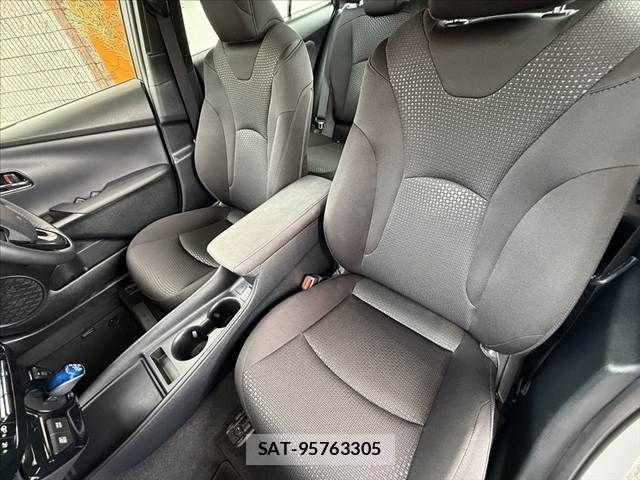Toyota PRIUS 2020-09 8372063-16
