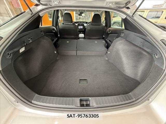 Toyota PRIUS 2020-09 8372063-20