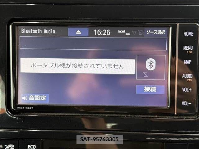 Toyota PRIUS 2020-09 8372063-25