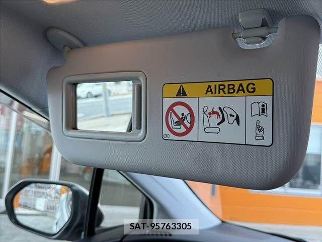 Toyota PRIUS 2020-09 8372063-26