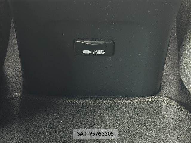 Toyota PRIUS 2020-09 8372063-29