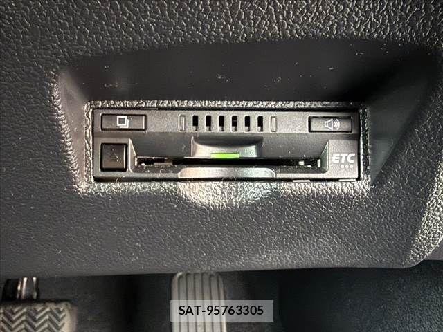Toyota PRIUS 2020-09 8372063-5