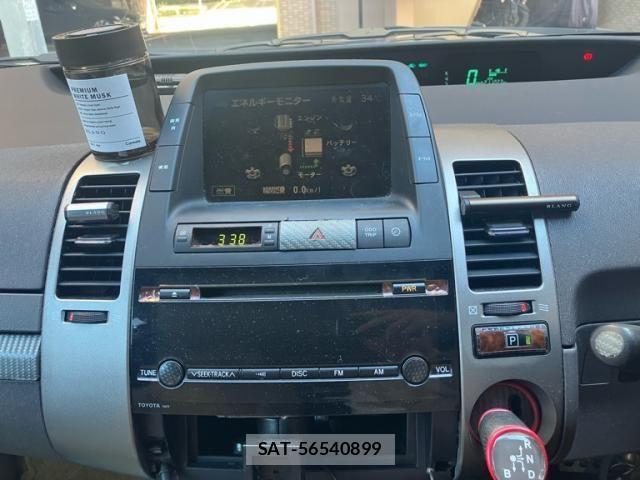 Toyota PRIUS 2008-10 8372067-19