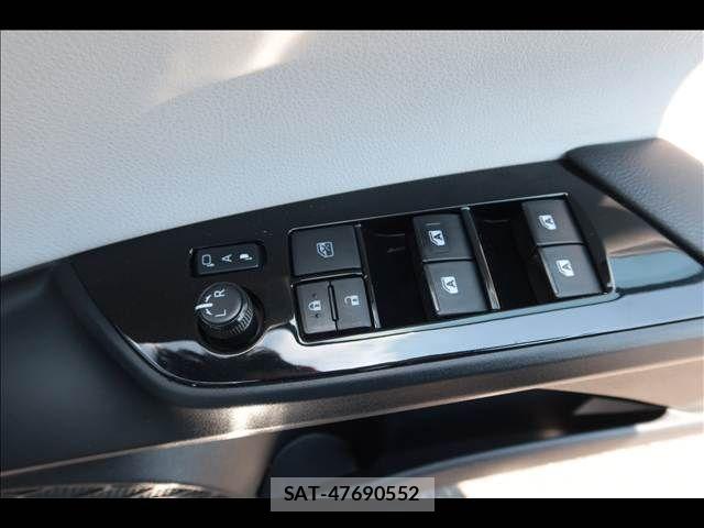 Toyota PRIUS 2015-12 8372062-21