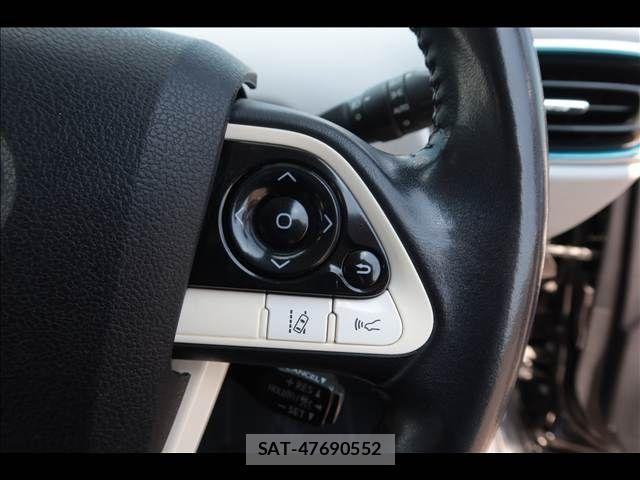 Toyota PRIUS 2015-12 8372062-28