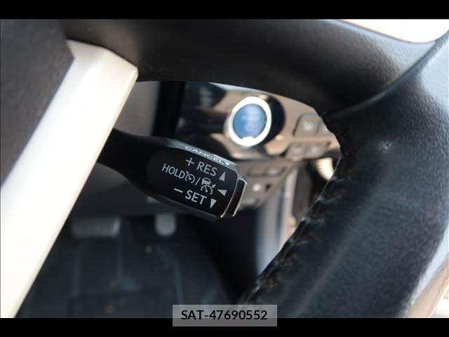 Toyota PRIUS 2015-12 8372062-29