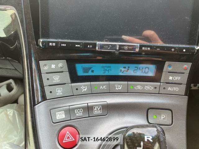 Toyota PRIUS 2012-03 8372076-12