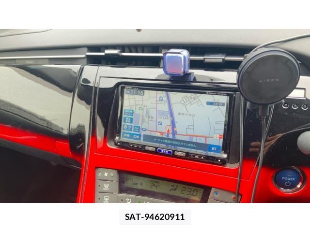 Toyota PRIUS 2013-12 8372071-14