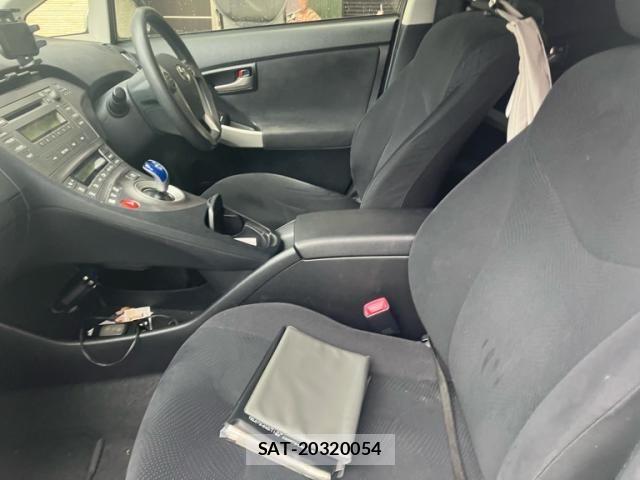 Toyota PRIUS 2012-10 8414520-9