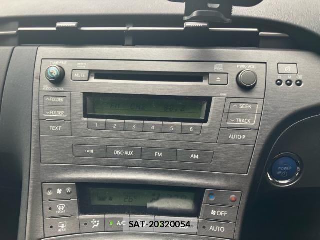 Toyota PRIUS 2012-10 8414520-18