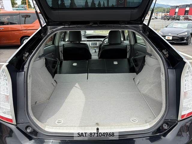 Toyota PRIUS 2011-03 8414452-20