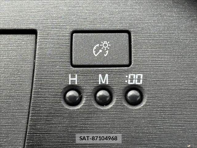 Toyota PRIUS 2011-03 8414452-29