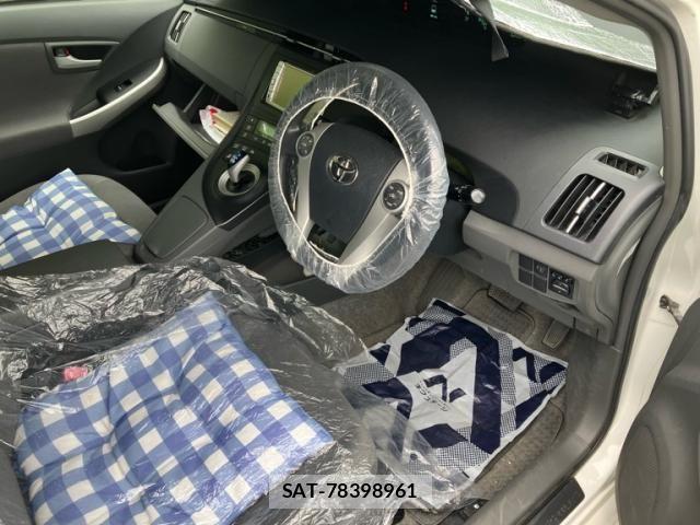 Toyota PRIUS 2009-06 8414516-13