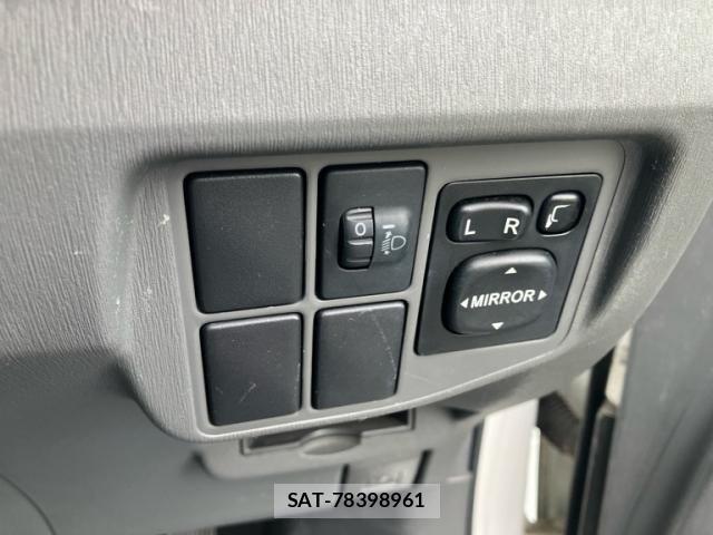 Toyota PRIUS 2009-06 8414516-16