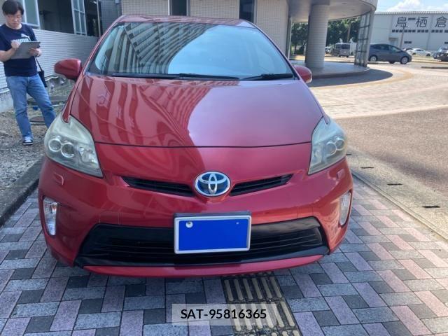 Toyota PRIUS 2012-05 8414474-0