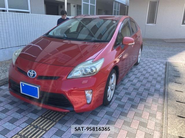 Toyota PRIUS 2012-05 8414474-2
