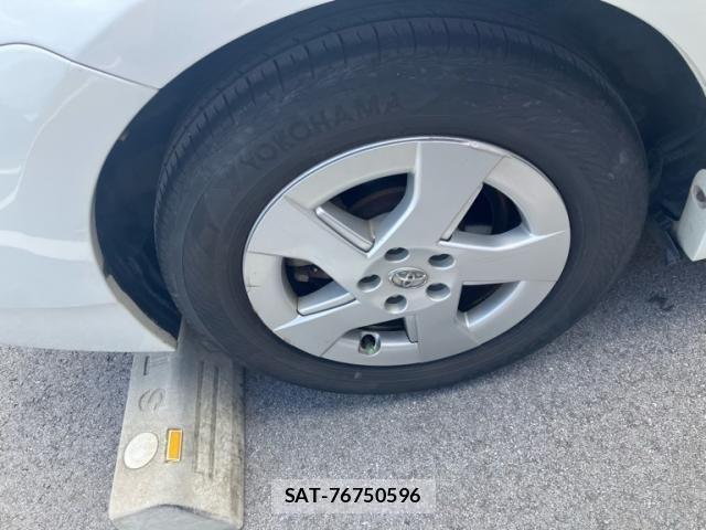 Toyota PRIUS 2010-04 8414472-9