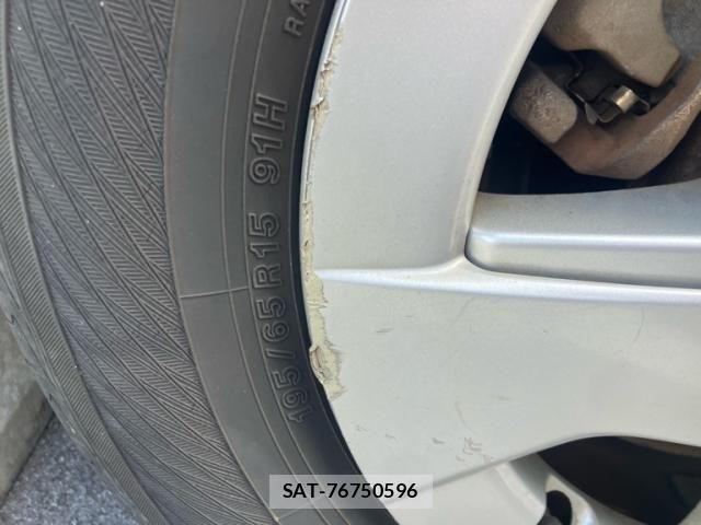 Toyota PRIUS 2010-04 8414472-10