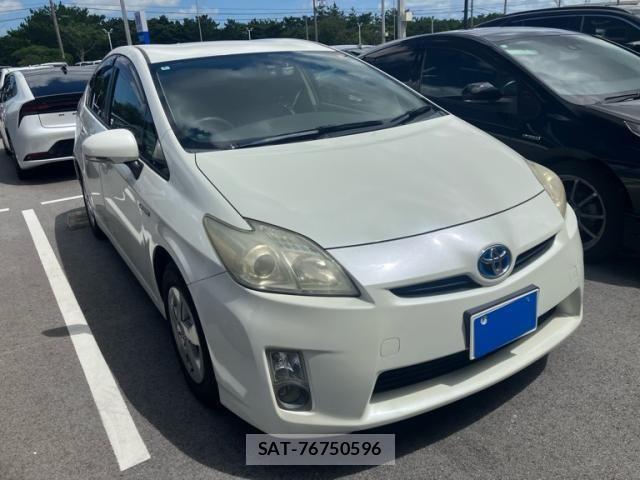 Toyota PRIUS 2010-04 8414472-1